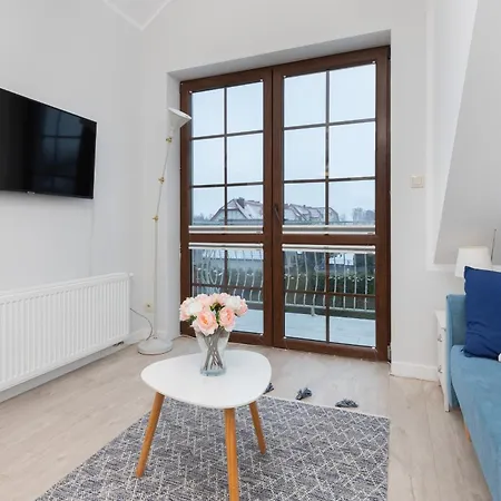 Wakacyjny Blisko Plazy Liliowa By Renters *