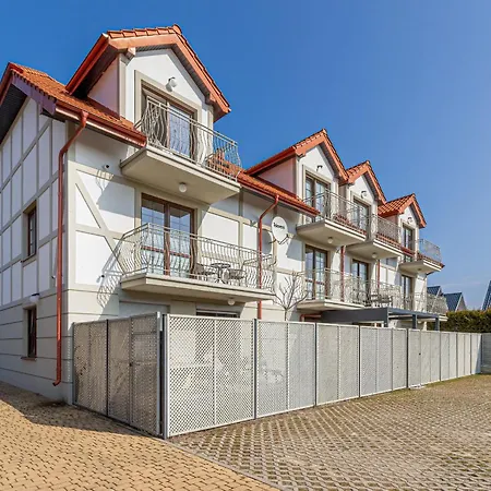 Apartment Wakacyjny Blisko Plazy Liliowa By Renters Debki