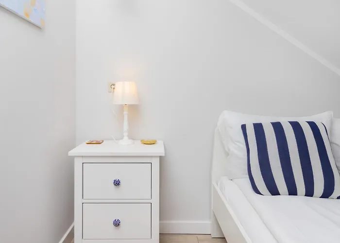 Wakacyjny Blisko Plazy Liliowa By Renters Apartman